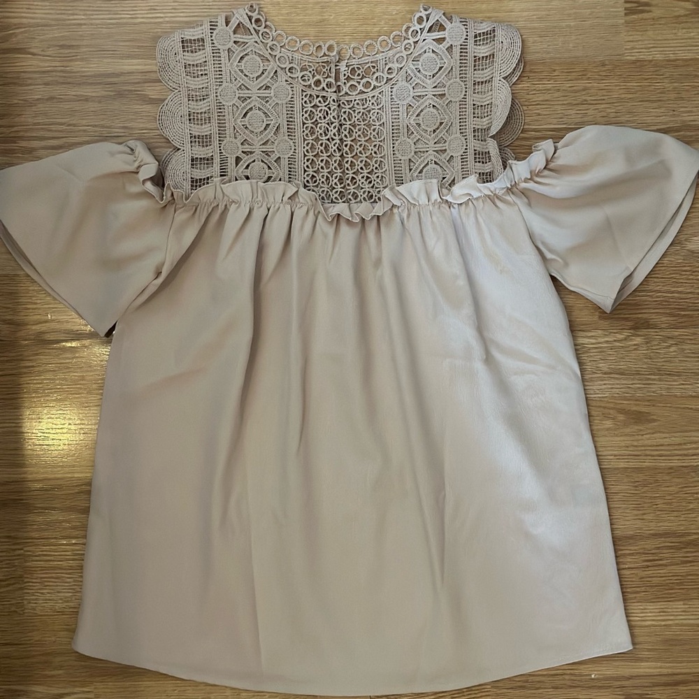 Elegant Cream Lace Peek-a-Boo Boho shirt